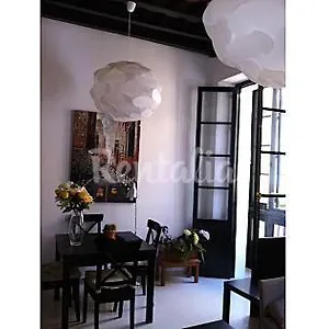 Muy Bien Situado En El Centro De Y Al Lado De La Playa Apartamento