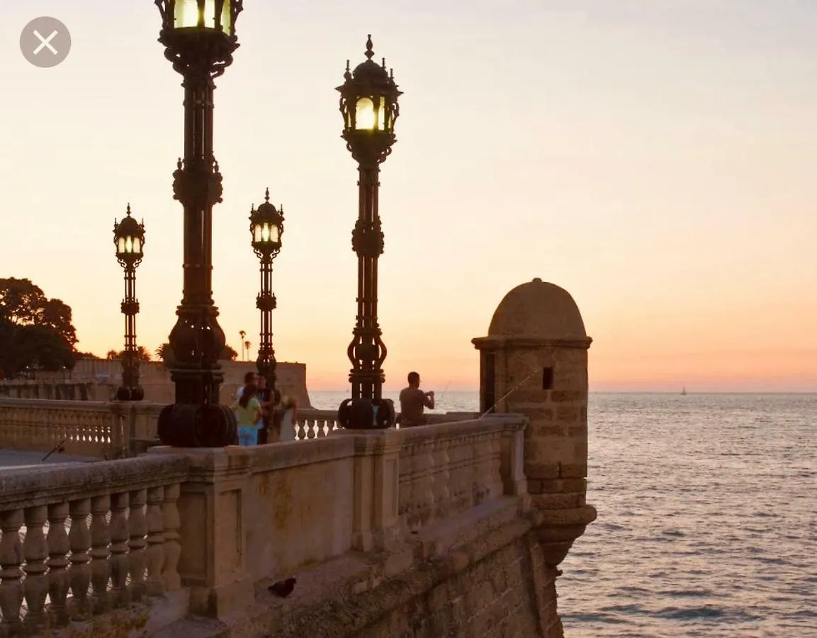 Appartamento La Casa De Adolfo Cadice